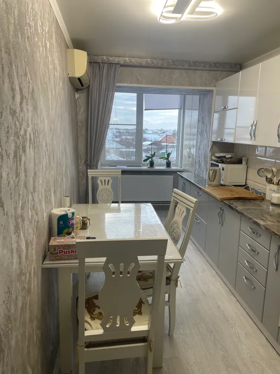 Современная квартира двухкомнатная в центре