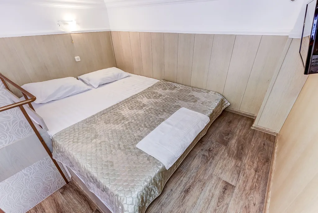 Квартира Квартира Двухуровневая студия в историческом элитном центре у Невского — Санкт-Петербург