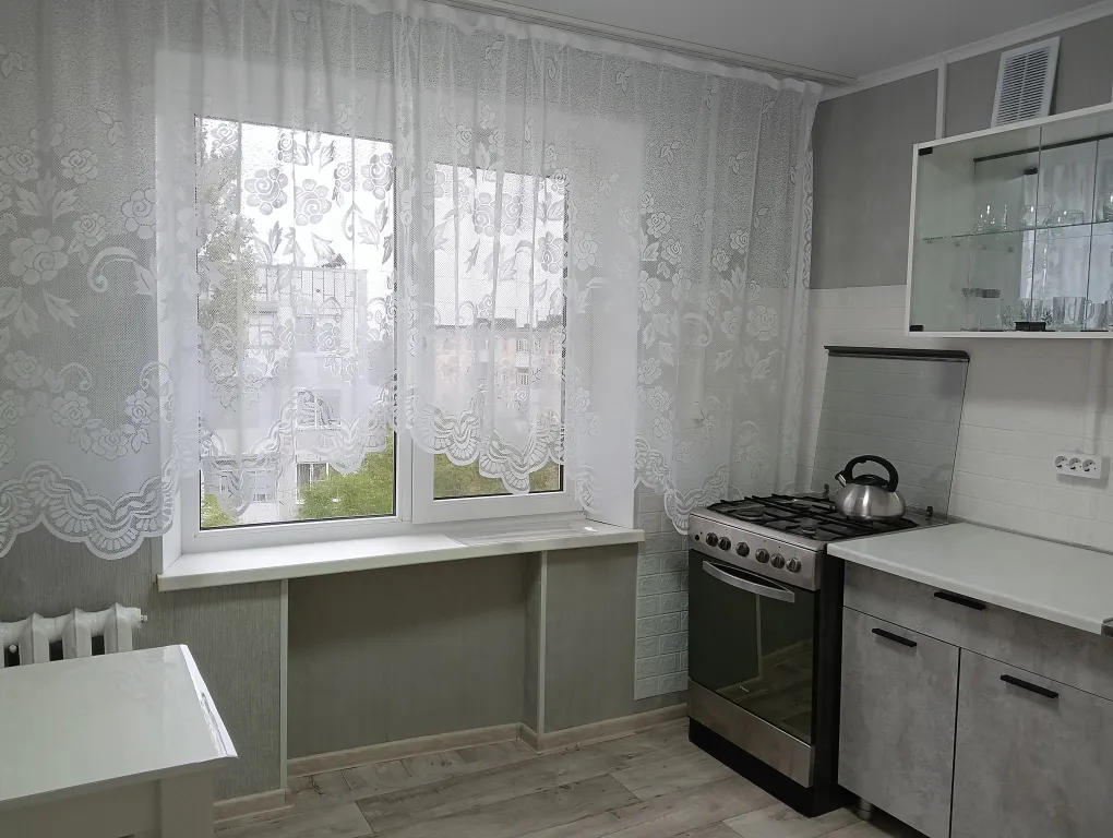 Квартира 1-комнатная квартира в военном городке — Ейск