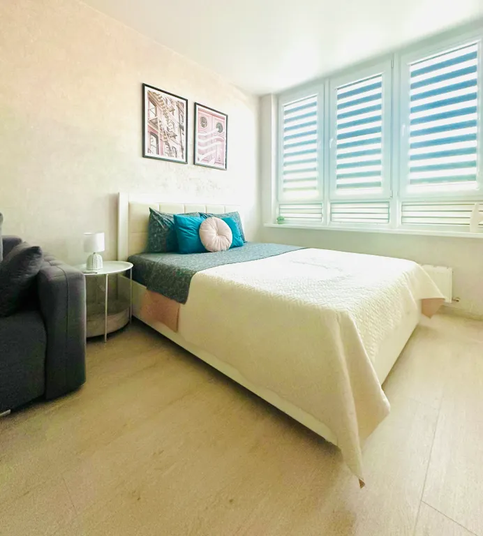 Однокомнатная на верхнем этаже