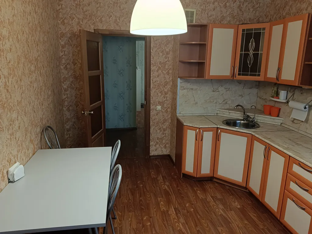 Квартира Уютная просторная квартира с новой техникой — Казань