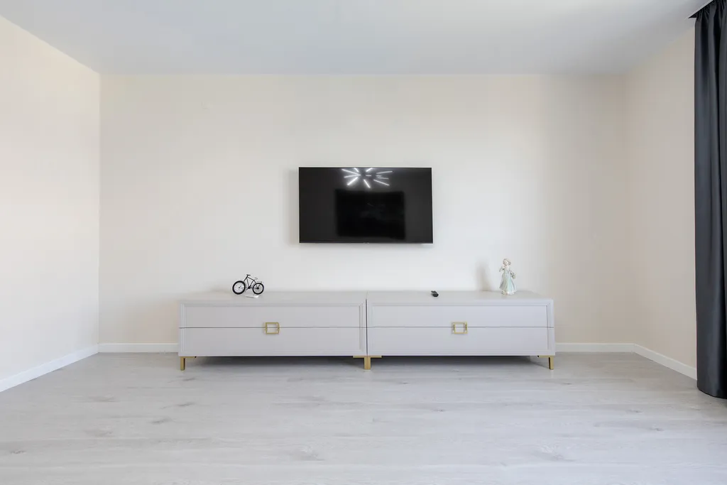 Двухкомнатная квартира у моря в центре Зеленоградска (до пляжа 300 м)