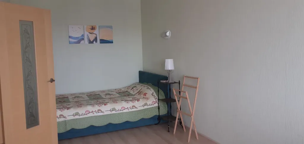 По-домашнему уютная квартира с панорамным видом на город