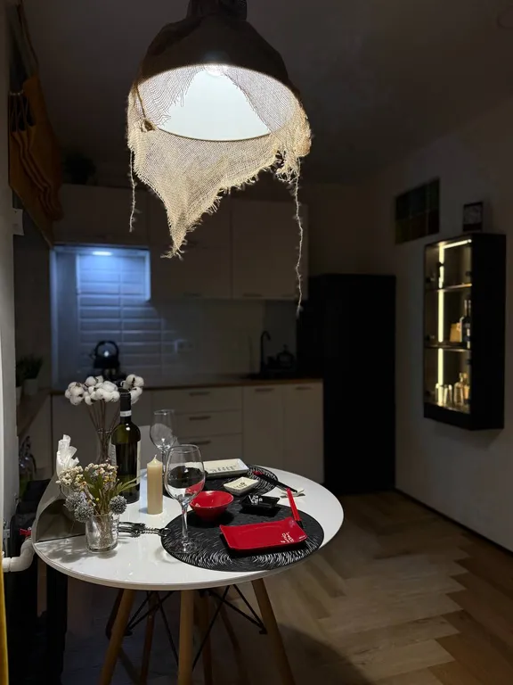 Дизайнерская однушка в центре, современный формат