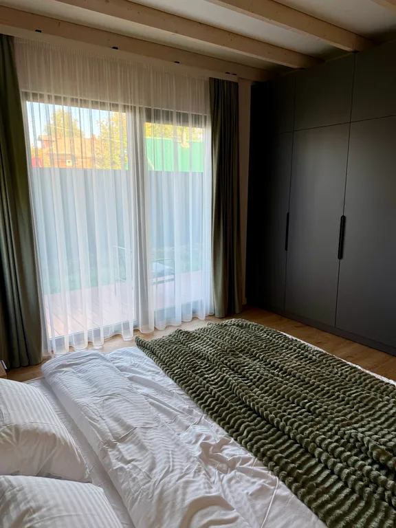 Коттедж с чаном и сауной в черте города