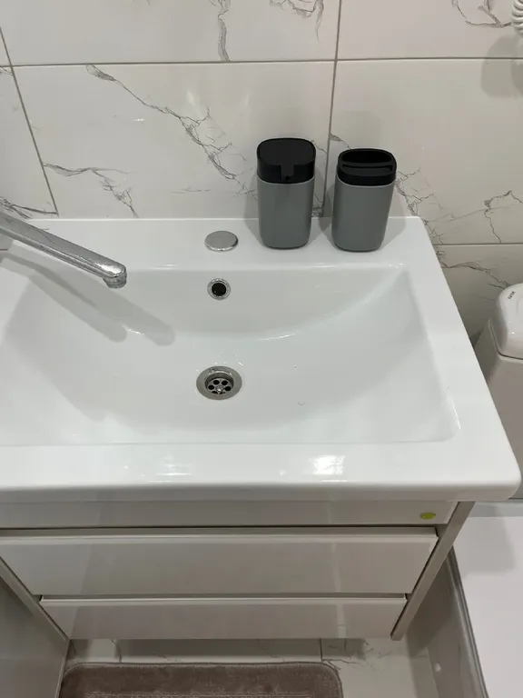 Квартира Уютная квартира с новым ремонтом в центре — Элиста