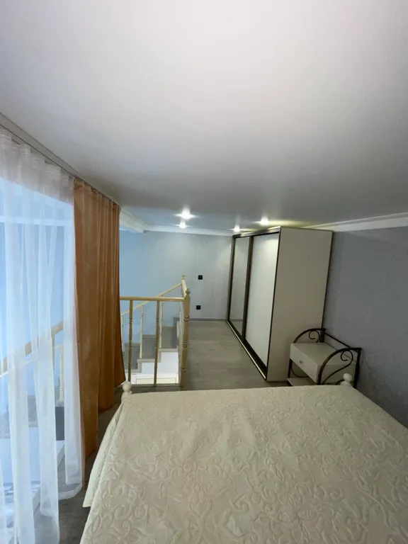 Квартира 2-уровневые апартаменты — Сириус