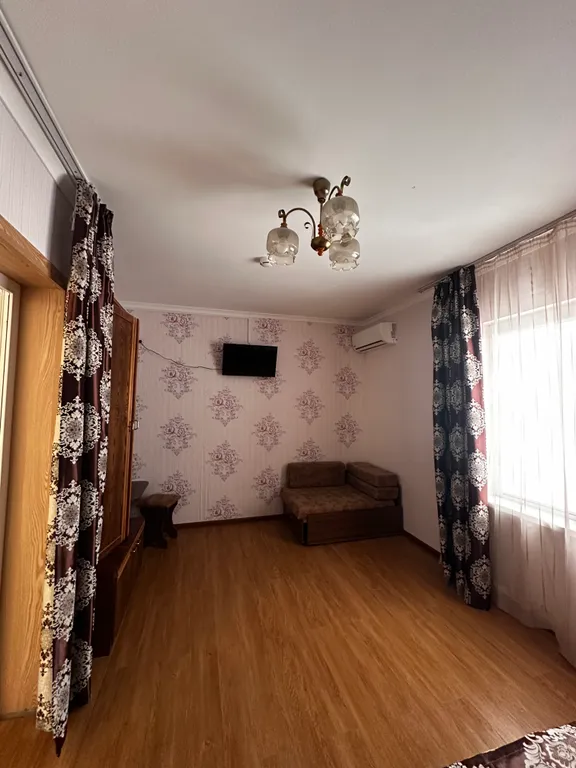 Двухкомнатный номер Стандарт с изолированными спальнями на 4-6 человек