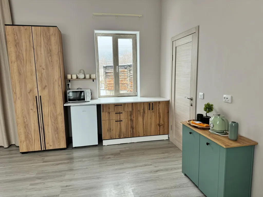 Комната с видом на горы