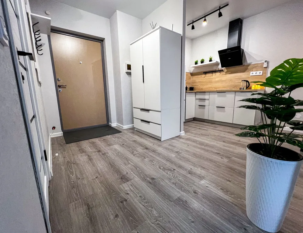 Bосхититeльнaя кваpтирa c бaлкoнoм