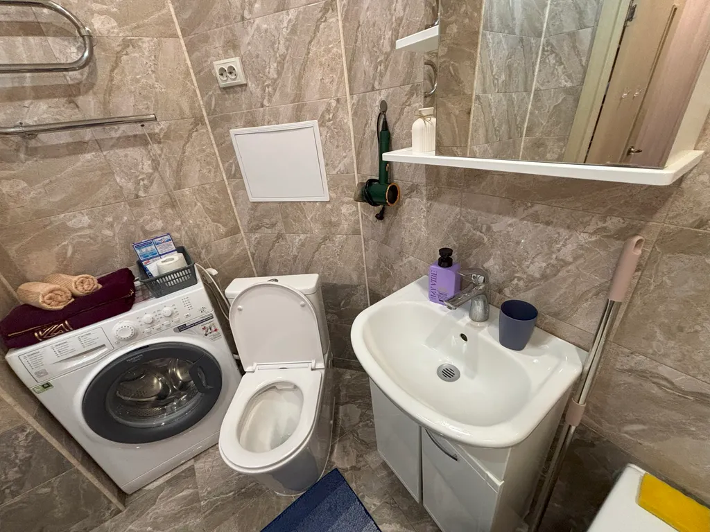 Уютная студия в живописном районе рядом с аэропортом