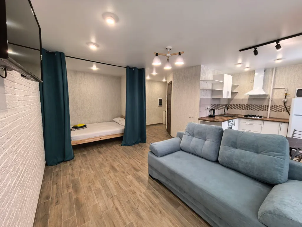 Квартира Стильная студия — Омск