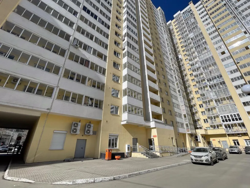 Квартира Уютная квартира у ТЦ Мегаполис рядом с метро — Екатеринбург