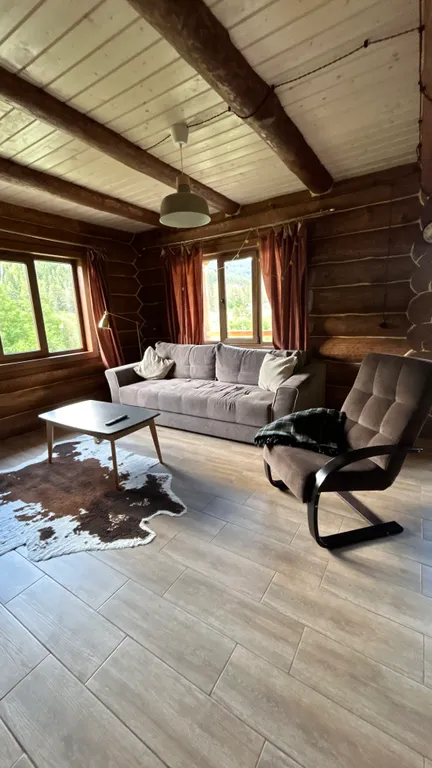 Просторное шале с видом на горы без соседей