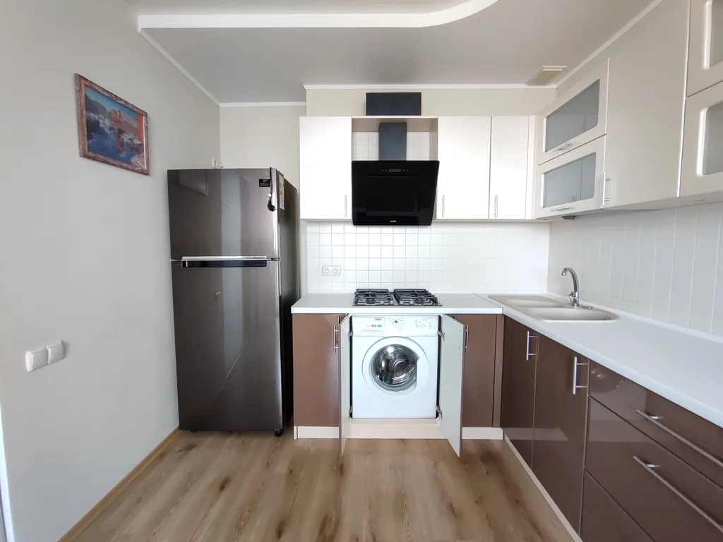 Квартира Квартира возле ТЦ Апельсин — Севастополь