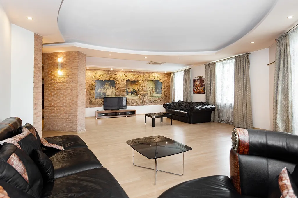 Квартира Четырёхкомнатные апартаменты на главном проспекте города — аренда посуточно в Минск