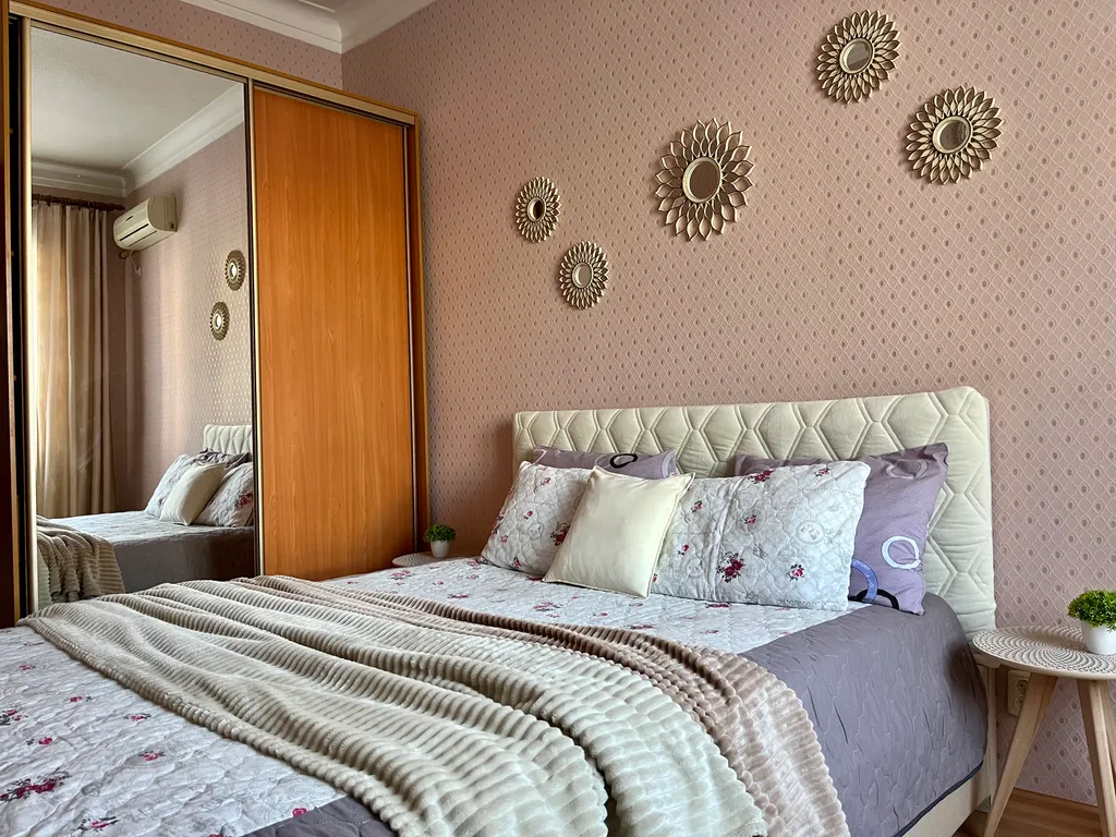 Уютная сталинка в центре города