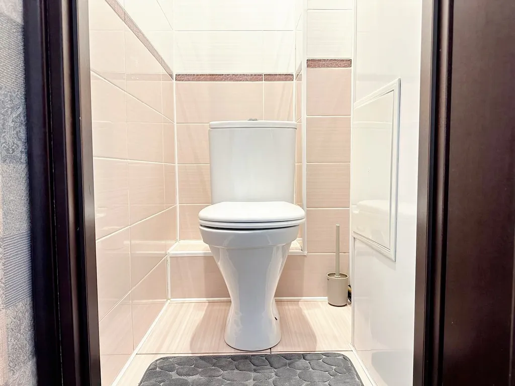 2-комнатная квартира с балконом рядом с Кузбасс-Арена и Ледовым дворцом