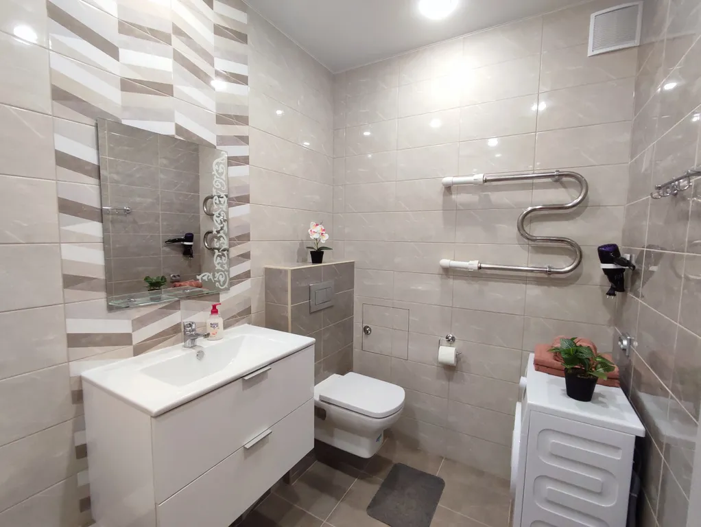 Комфортные апартаменты с дизайнерским ремонтом