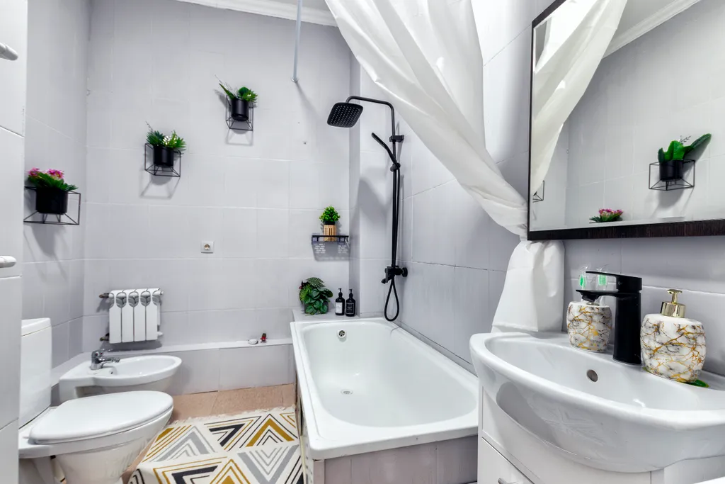 Шикарная просторная двухкомнатная квартира в сердце левого берега