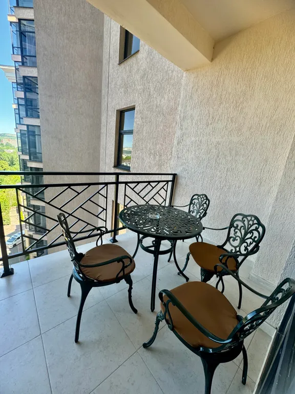 Апартамент с видом на горы 145