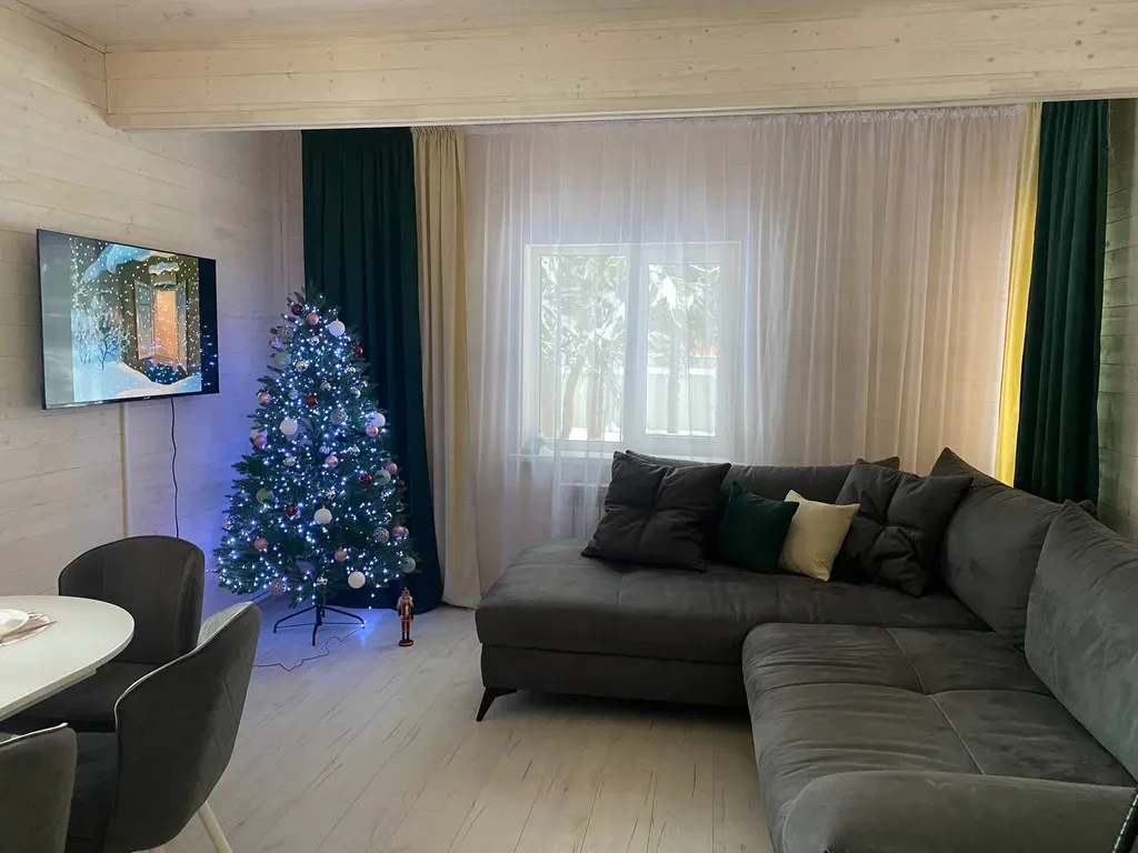 Коттедж Уютный дом в лесу — аренда посуточно в Наро-Фоминск