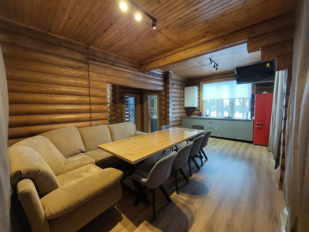 6-комнатный Дом