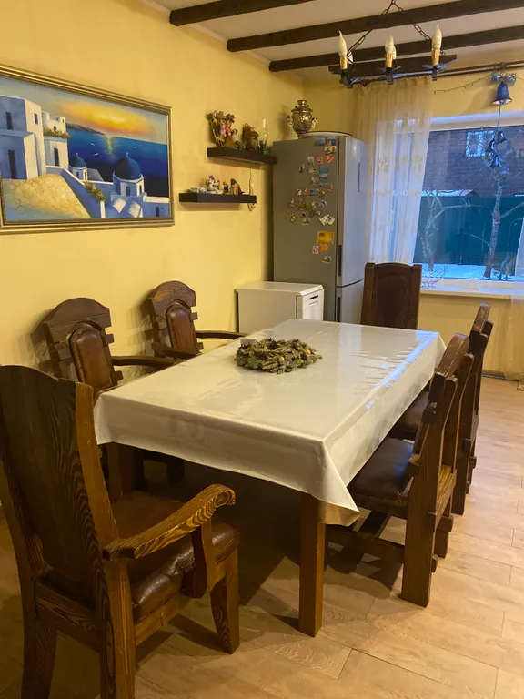 Уютный дом на берегу озера