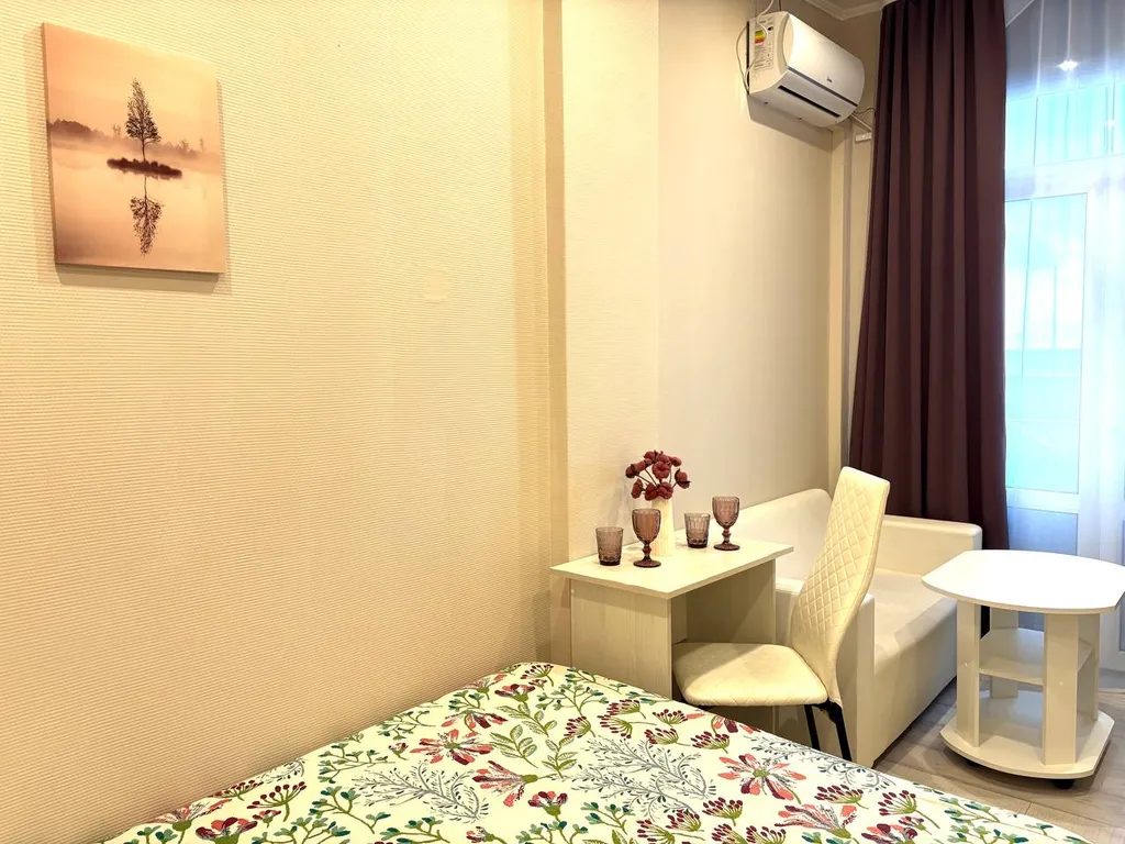 Квартира Апартаменты с видом на море на набережной "Ривьера" — Сочи