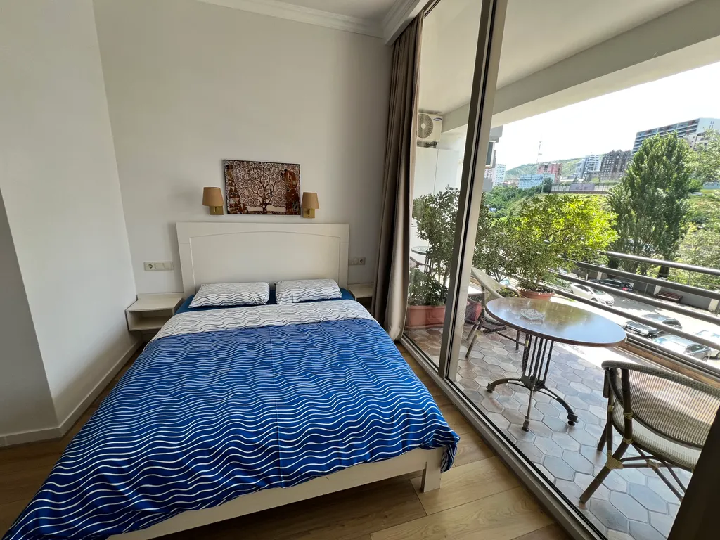 Tbilisi vake center tennis court apt 8r