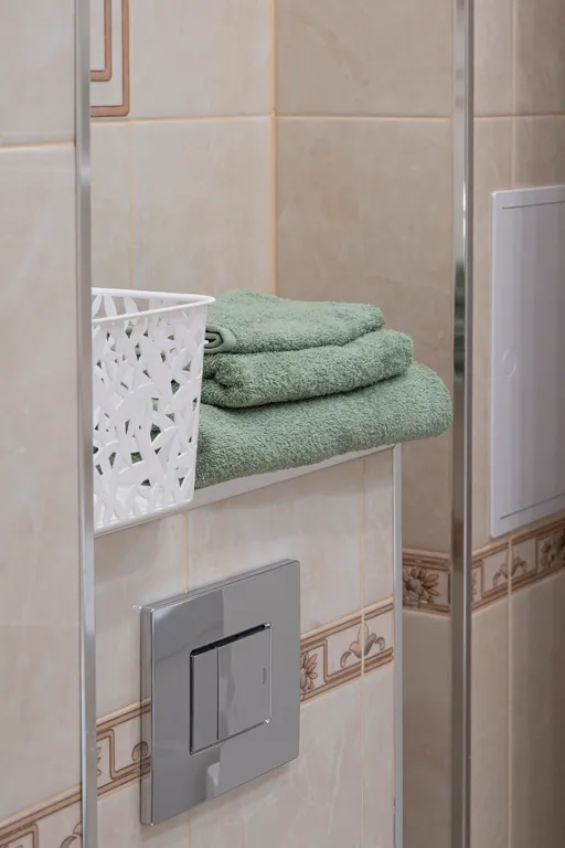 Счастливые семейные апартаменты у озера