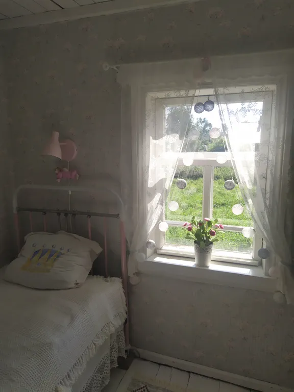 Самобытный деревенский дом на участке 42 сотки