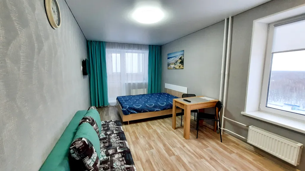 Студия возле гипермаркета Лента