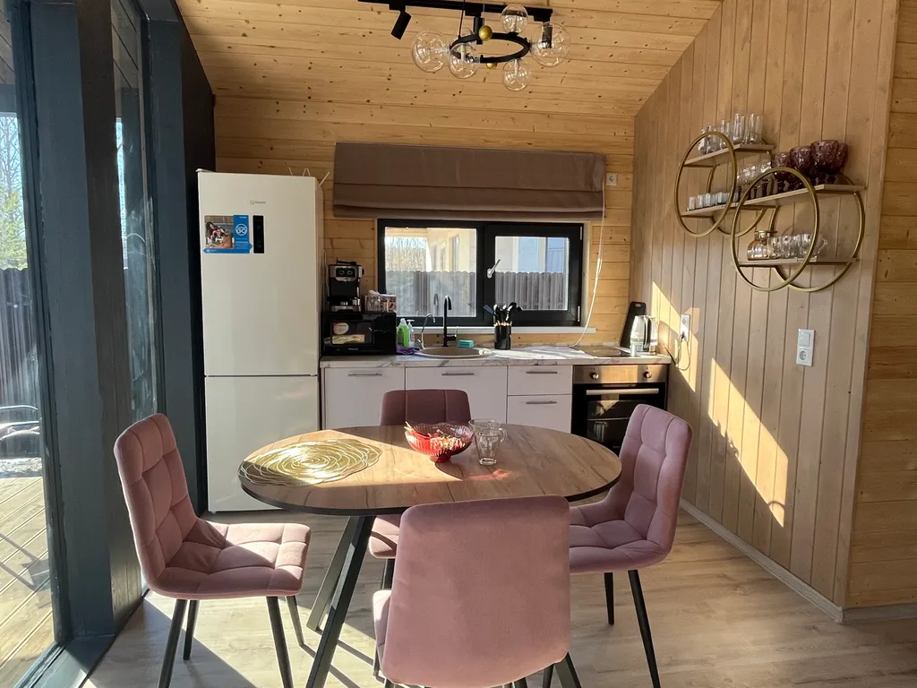 Дом у леса с баней и чаном