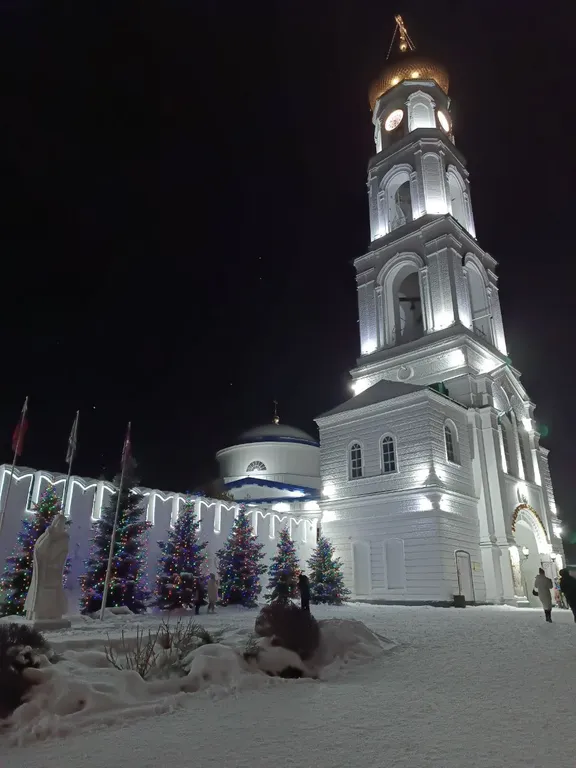 Большой уютный дом у Раифского леса для отдыха всей семьёй