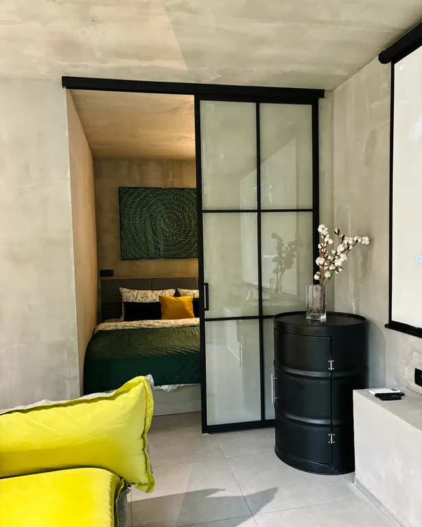 Квартира Дизайнерская 1-комнатная квартира в историческом центре — Москва