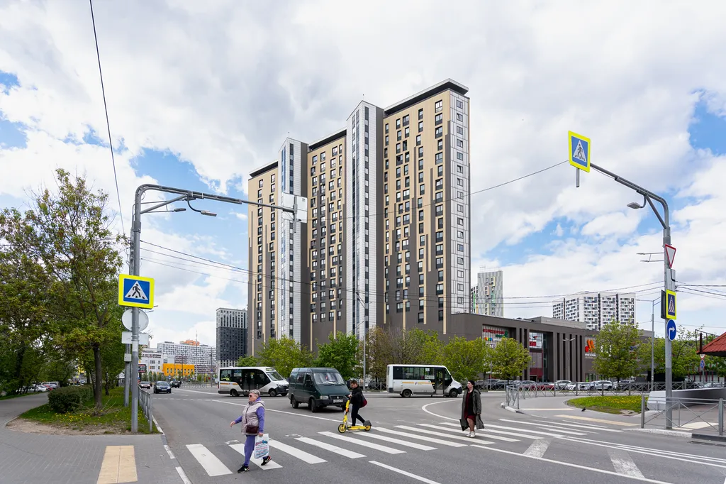 Евро девушка в Красном ките