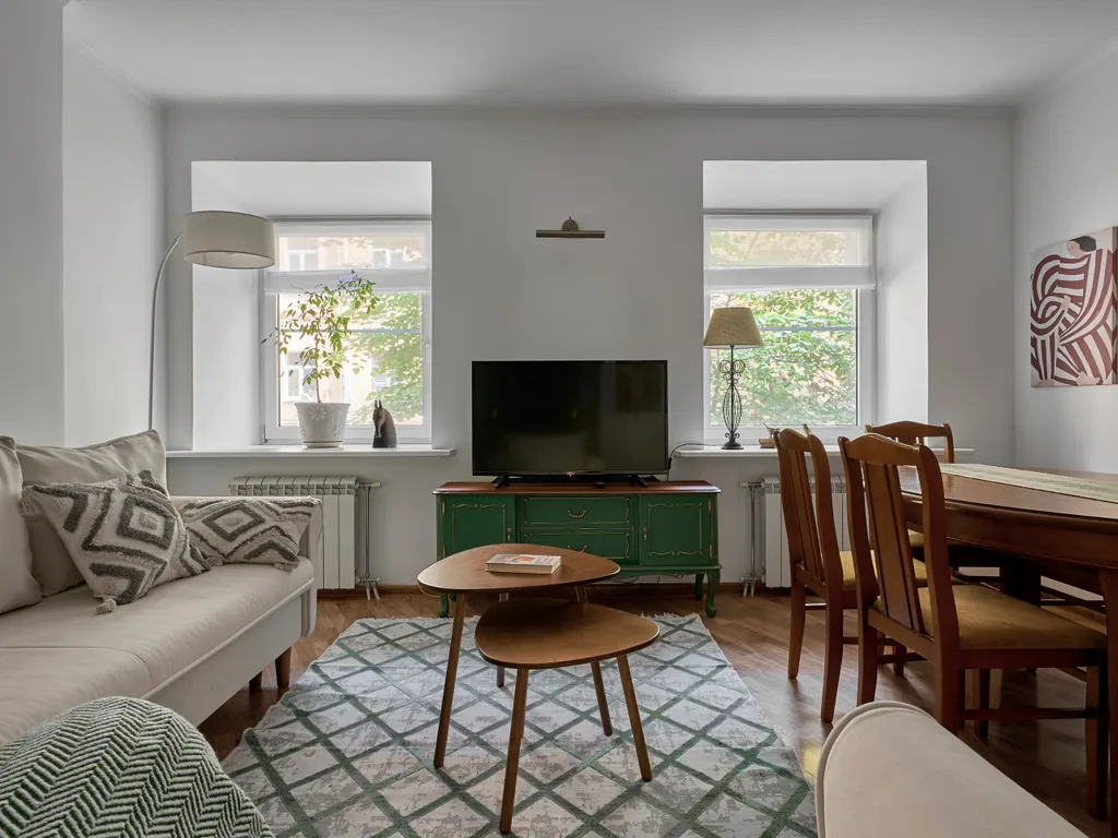 Апартаменты Кареты и Лошади с тремя спальнями рядом с Эрмитажем