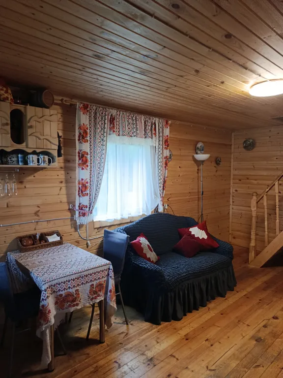 Гостевой дом с баней и Сибирским банным чаном на берегу озера Званское