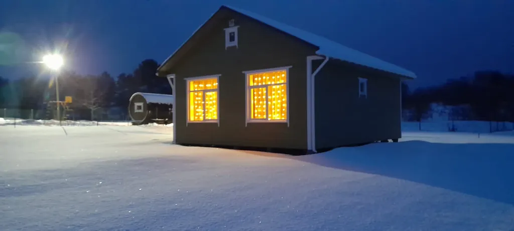 Коттедж Уютный коттедж с видом на озеро Врево — Володарское