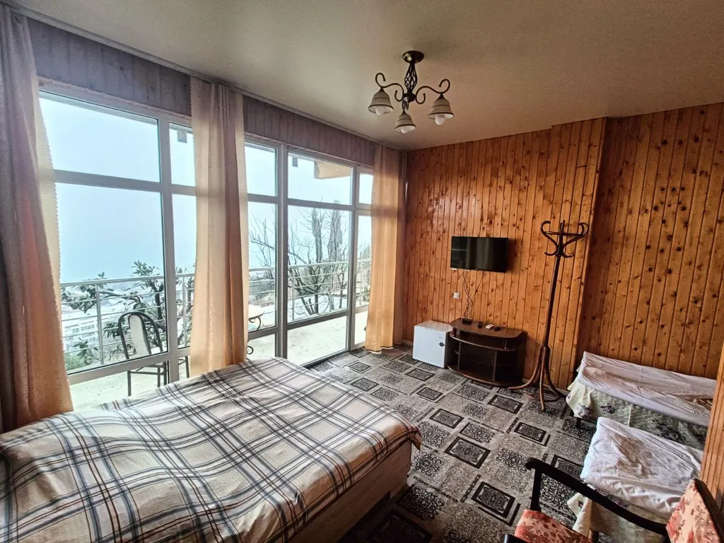 Квартира Центр Гагры с видом на море — аренда посуточно в Гагра