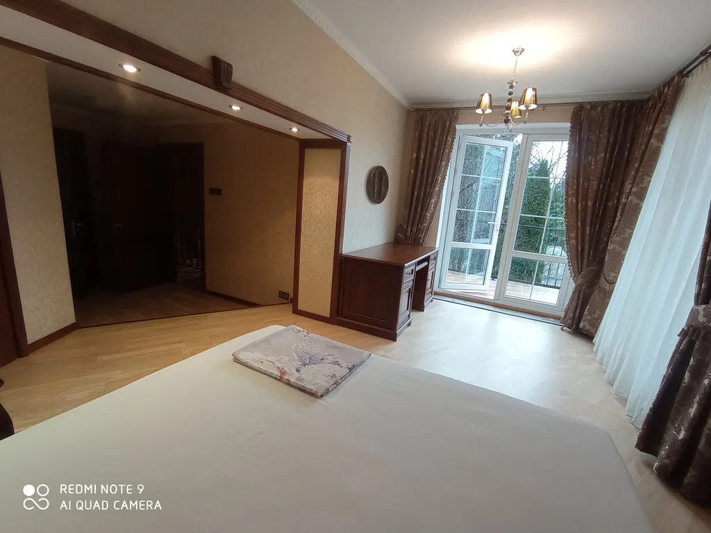 5-комнатный Дом