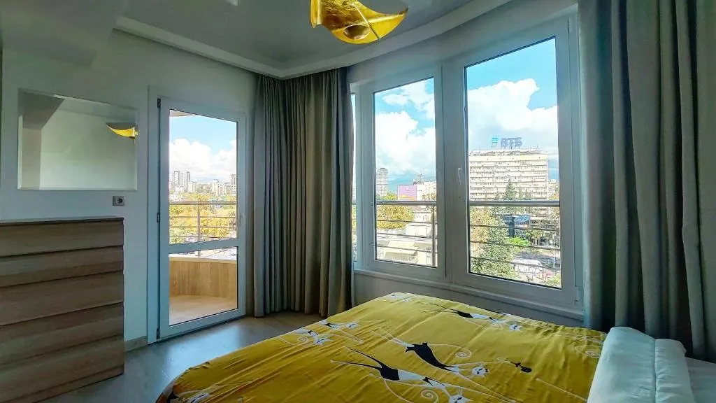 Квартира Апартаменты ЖК Версаль — прямо у Морского вокзала — Сочи