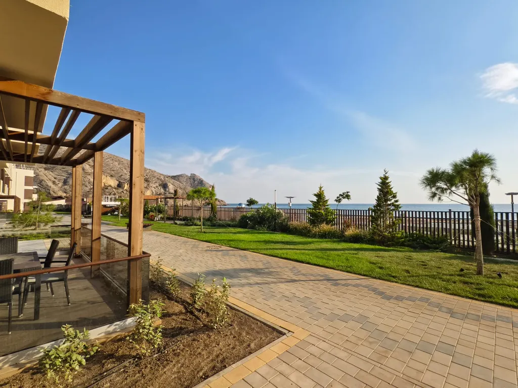 Апартамент у моря на первой линии