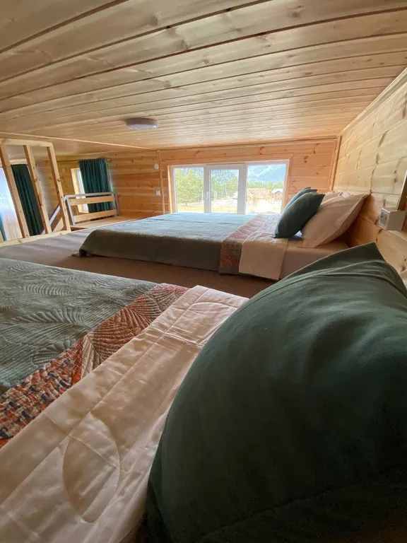 Дом с видом на горы Тортула