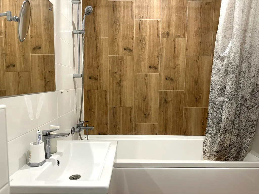 Квартира Апартаменты Эдельвейс в новом ЖК Сердце Сибири в центре города — Тюмень