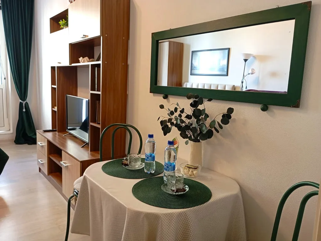 Изумрудные апартаменты рядом с метро