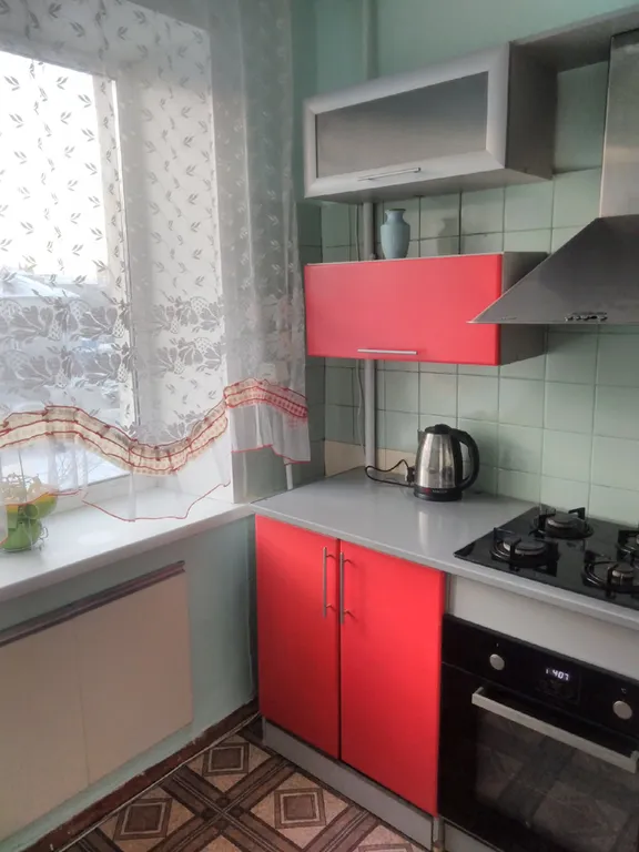 Квартира двухкомнатная район вокзала!!!