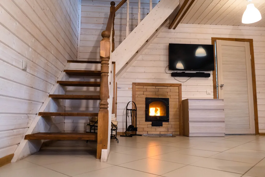 Коттедж Дом с баней и горячим чаном рядом и Игорой 2 — Снегиревка