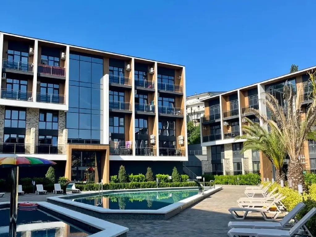 Апартамент в комплексе бизнес класса с бассейном